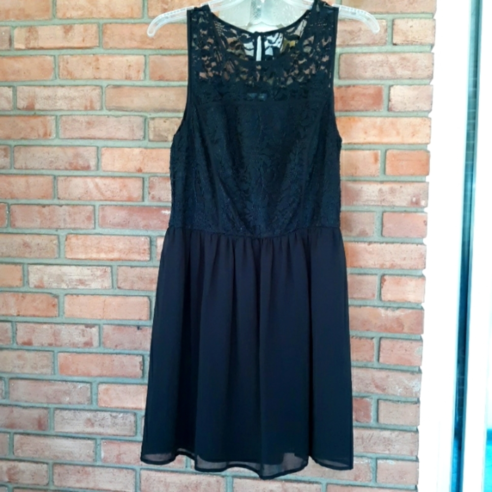 Lily Rose black lace sleeveless dress xl